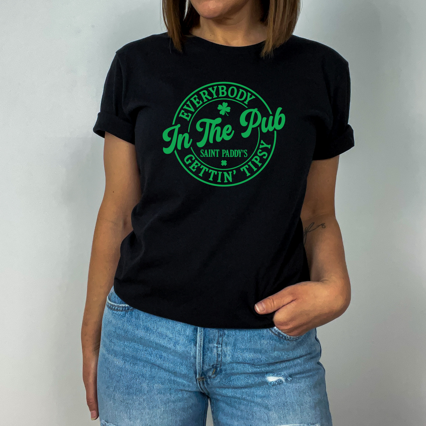 Everybody Getting Tipsy in the Pub on St. Paddy's Day Tee
