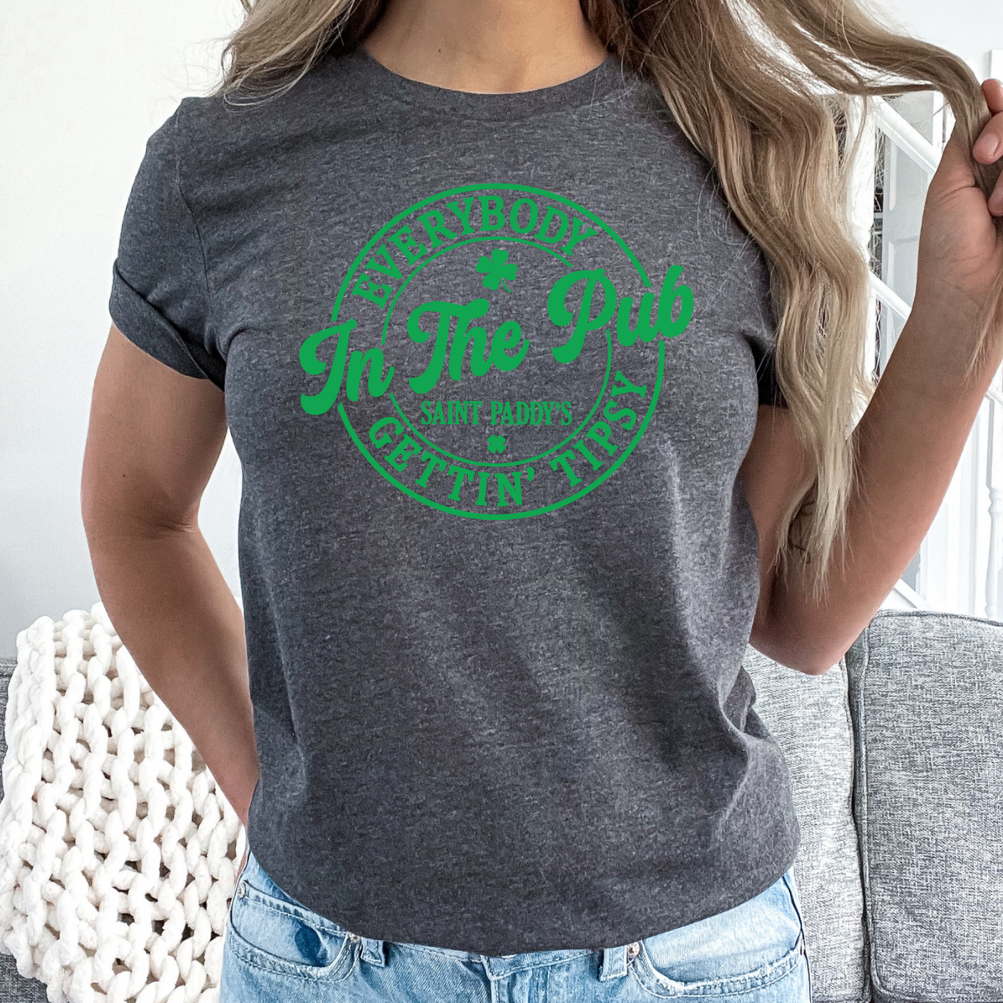 Everybody Getting Tipsy in the Pub on St. Paddy's Day Tee