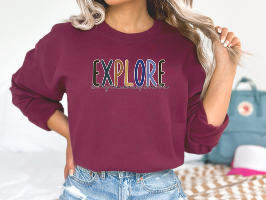 Explore, In My Wandering Girl Era, Pullover Crewneck Sweatshirt